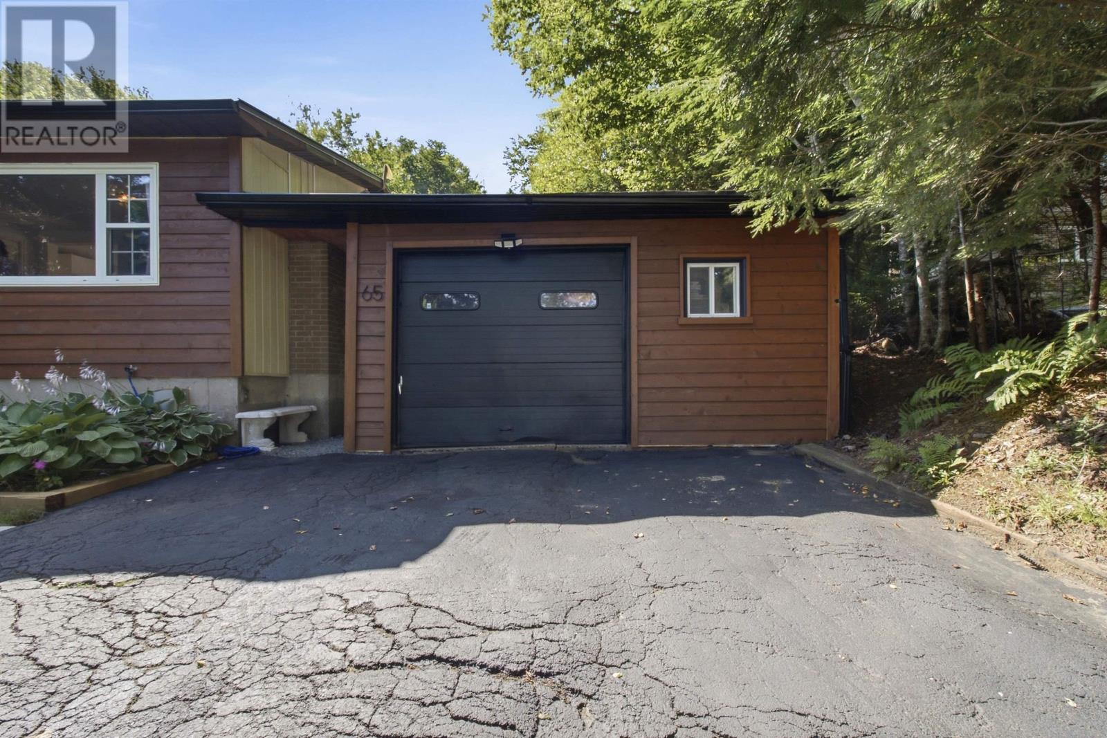 65/67 Joyce Court, Lake Echo, Nova Scotia  B3E 1A8 - Photo 4 - 202623902