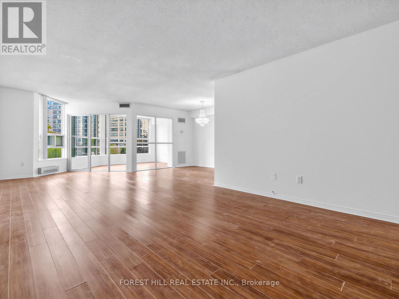 306 - 7905 Bayview Avenue, Markham (Aileen-Willowbrook), Ontario  L3T 7N3 - Photo 5 - N13808112