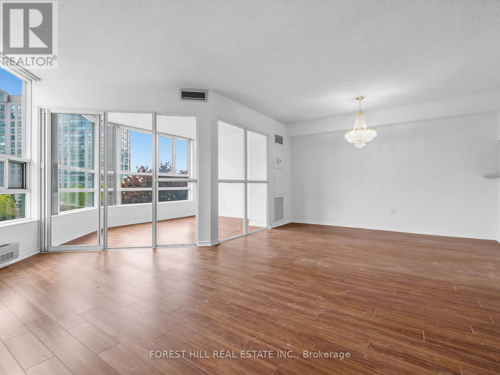 306 - 7905 Bayview Avenue, Markham (Aileen-Willowbrook), Ontario  L3T 7N3 - Photo 7 - N13808112