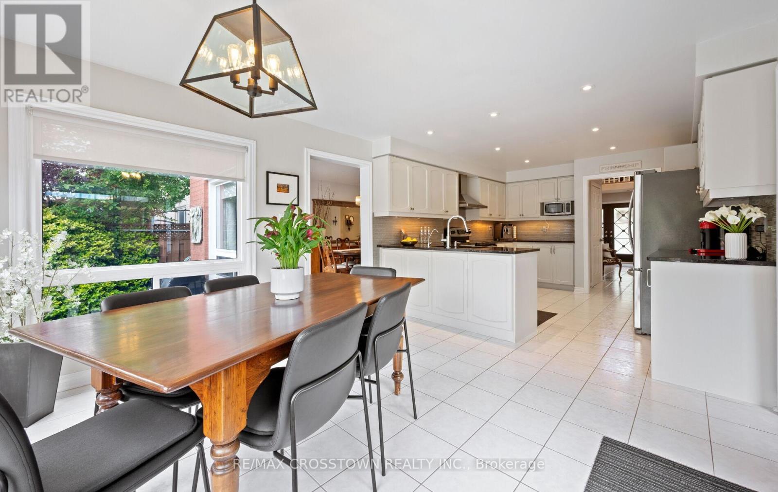 194 Caproni Drive, Vaughan, Ontario  L6A 1X7 - Photo 15 - N13808154