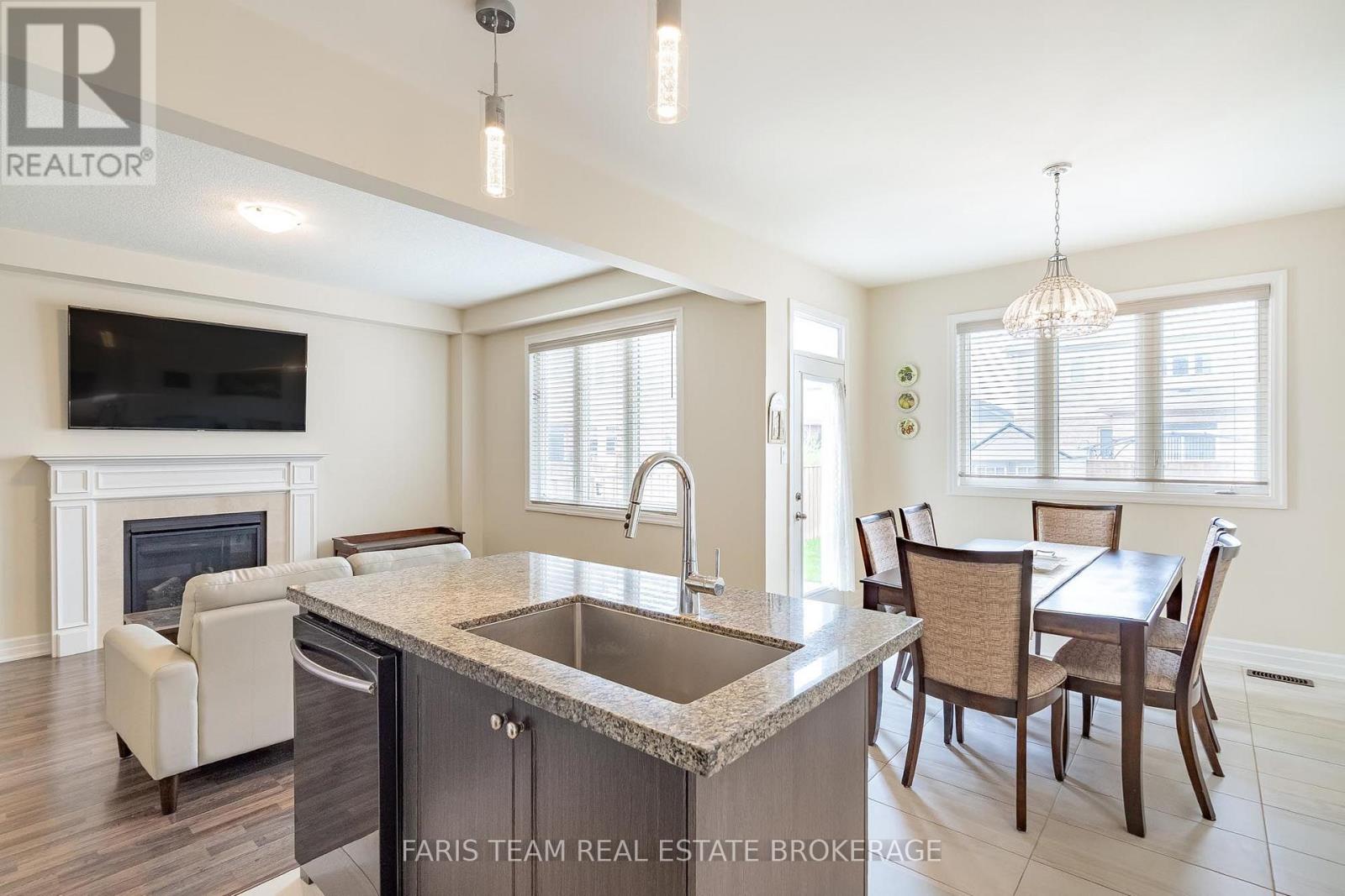 3 Hutton Crescent, Essa, Ontario L0M 1B6 - Photo 10 - N13808176