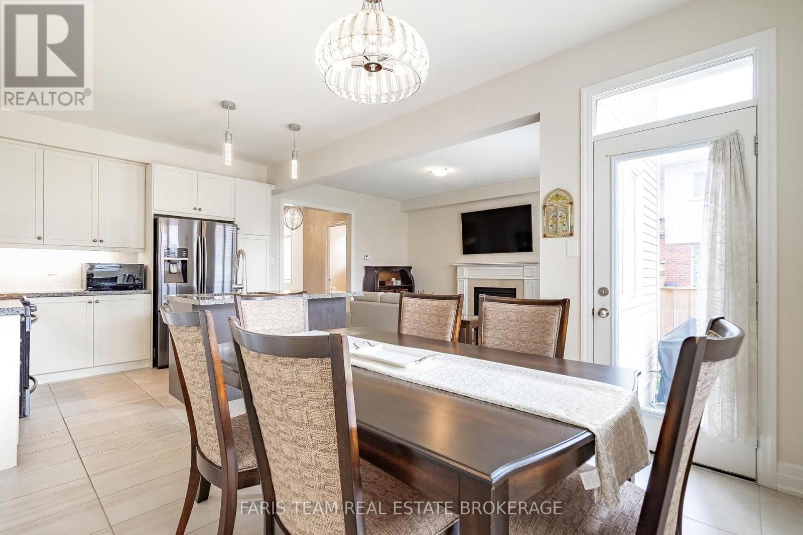 3 Hutton Crescent, Essa, Ontario L0M 1B6 - Photo 12 - N13808176