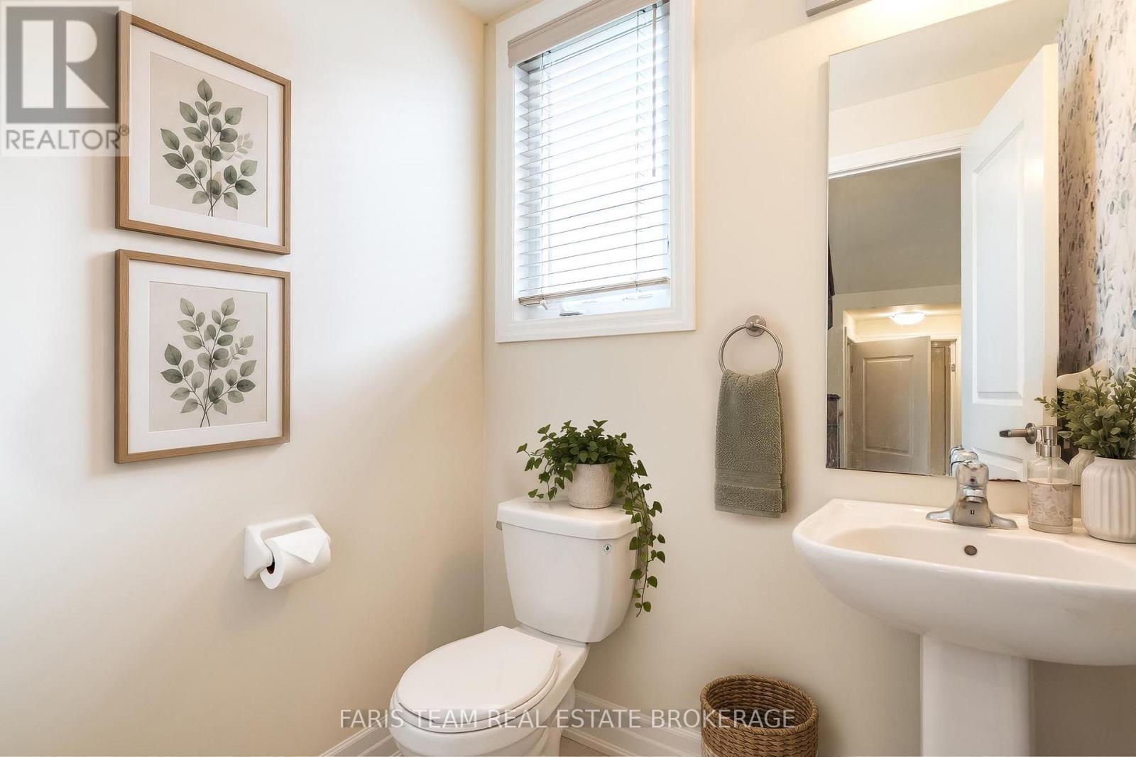 3 Hutton Crescent, Essa, Ontario L0M 1B6 - Photo 16 - N13808176