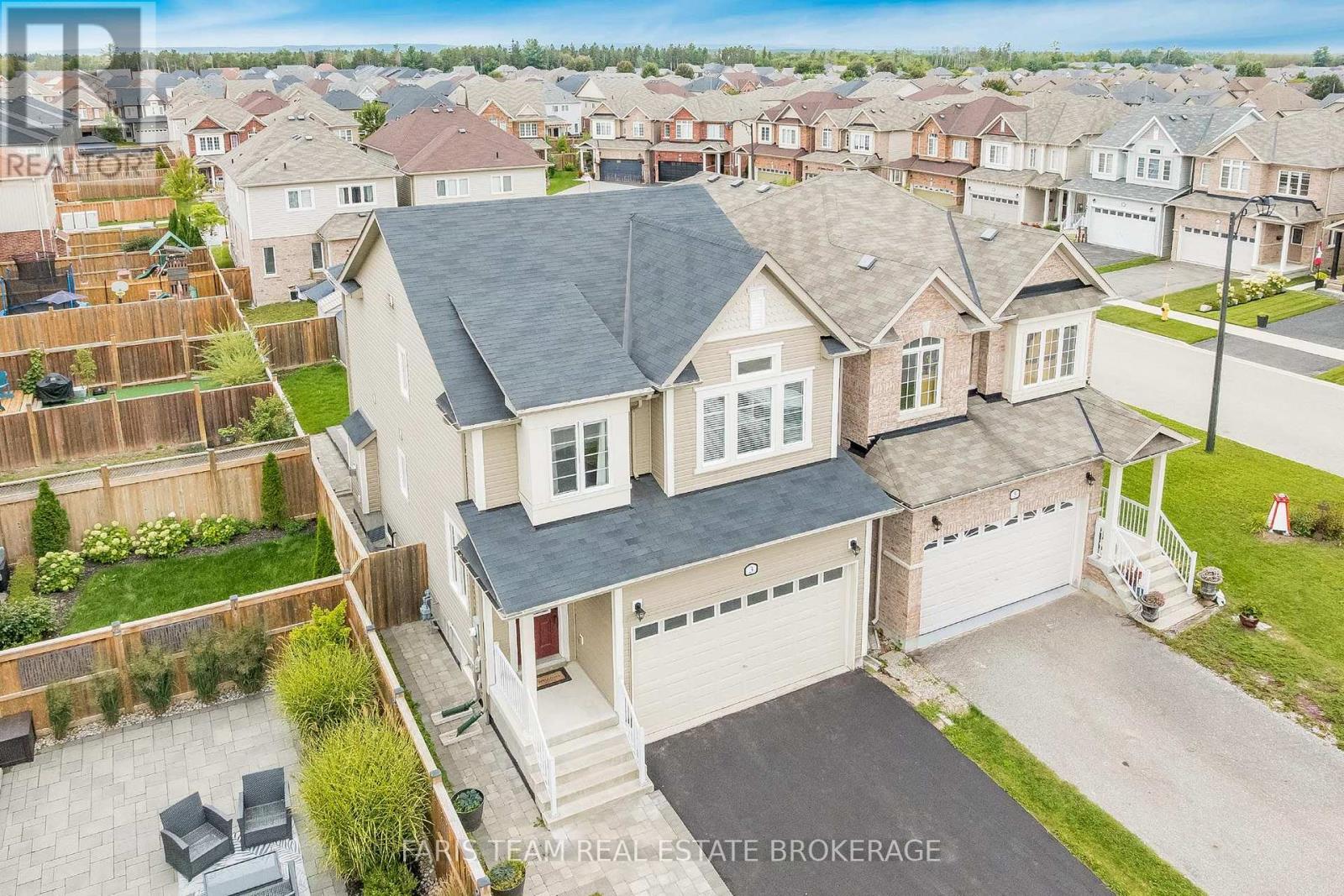 3 Hutton Crescent, Essa, Ontario L0M 1B6 - Photo 3 - N13808176