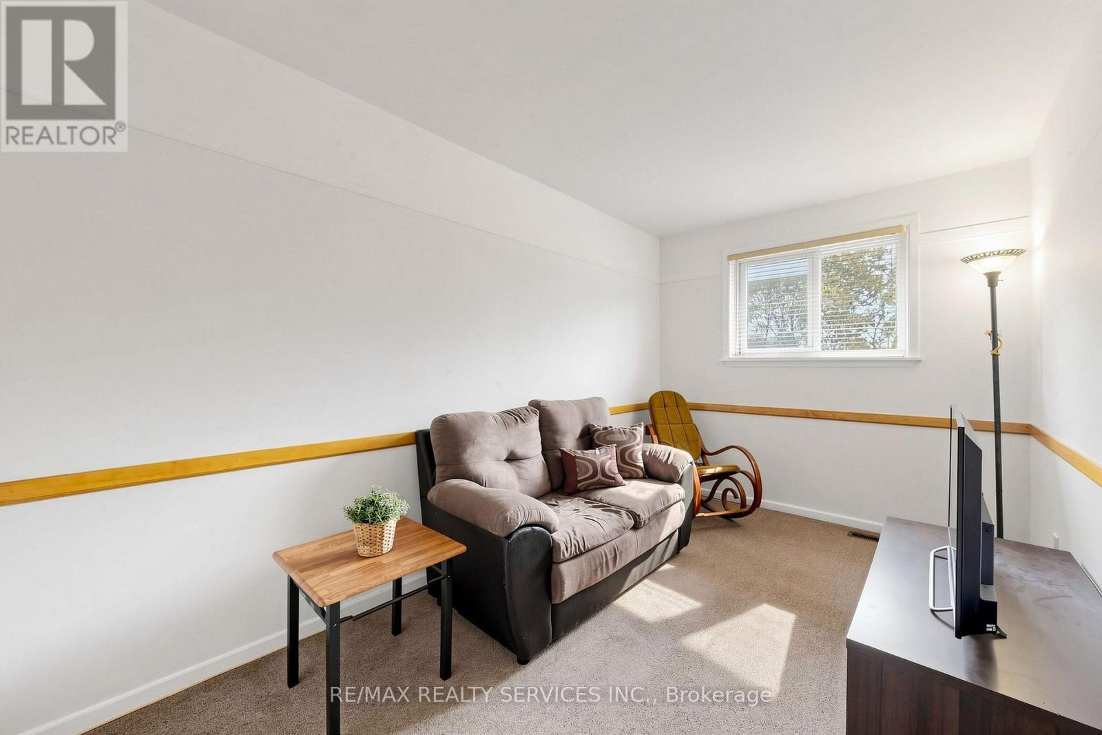 54 Griselda Crescent, Brampton, Ontario  L6S 1M3 - Photo 28 - W13808080