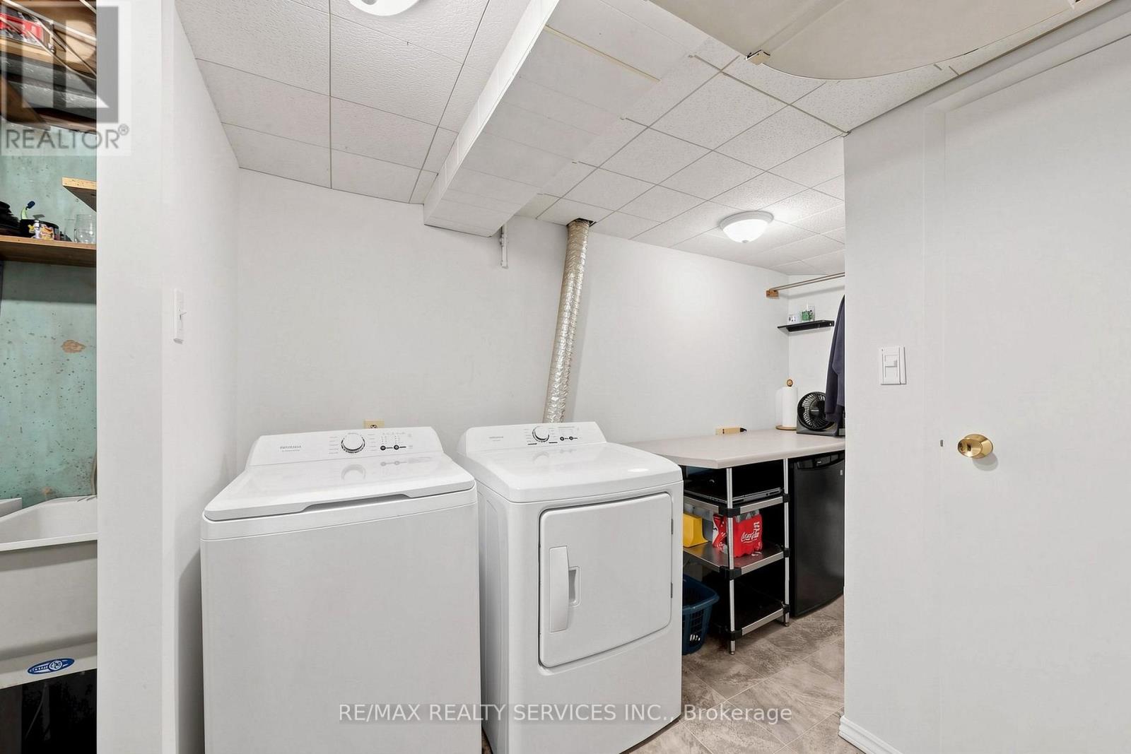 54 Griselda Crescent, Brampton, Ontario  L6S 1M3 - Photo 37 - W13808080