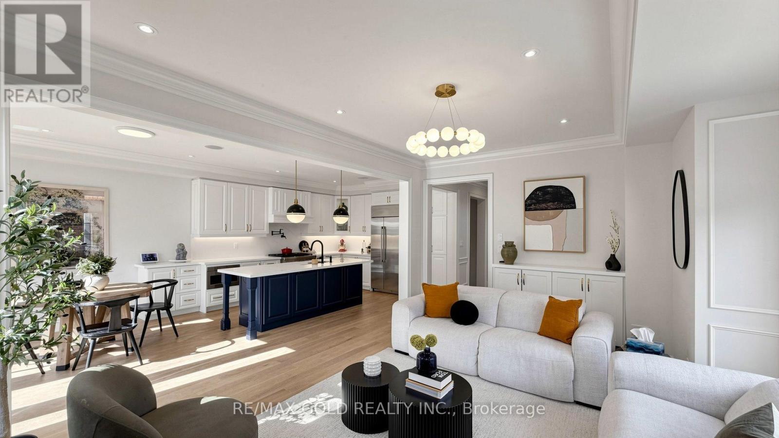 125 Burnhamthorpe Road E, Oakville, Ontario  L6H 3R4 - Photo 13 - W13808102