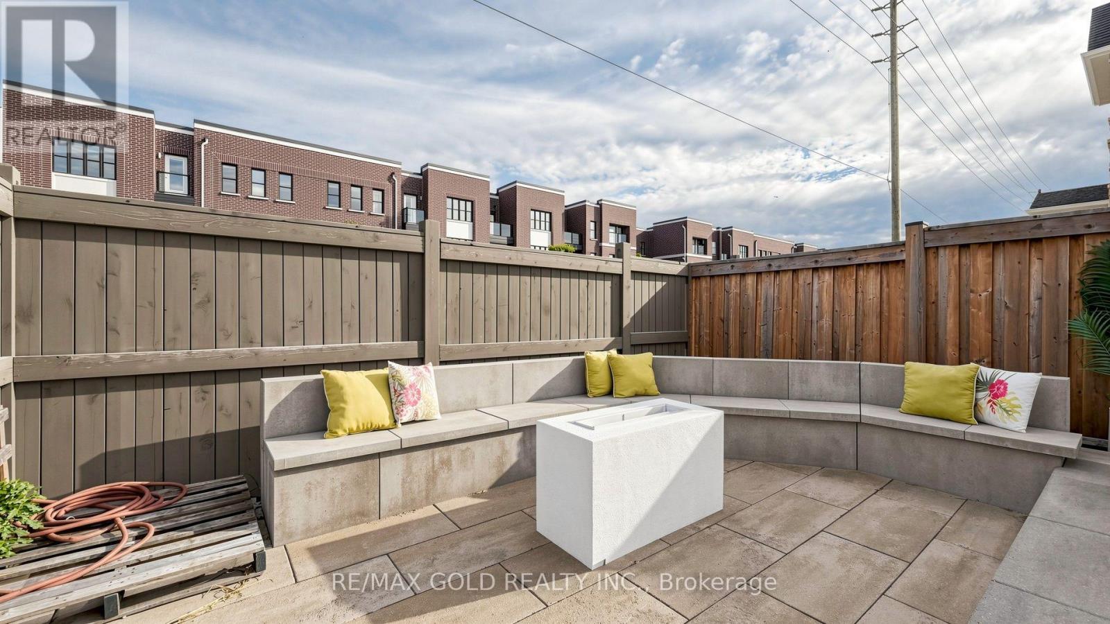 125 Burnhamthorpe Road E, Oakville, Ontario  L6H 3R4 - Photo 49 - W13808102