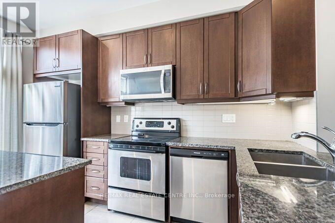 23 - 2034 Queensborough Gate, Mississauga, Ontario  L5M 0X9 - Photo 23 - W13808124