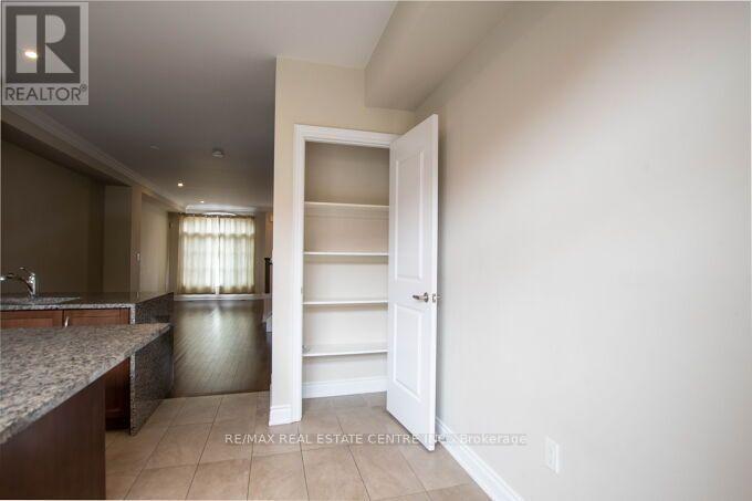 23 - 2034 Queensborough Gate, Mississauga, Ontario  L5M 0X9 - Photo 28 - W13808124
