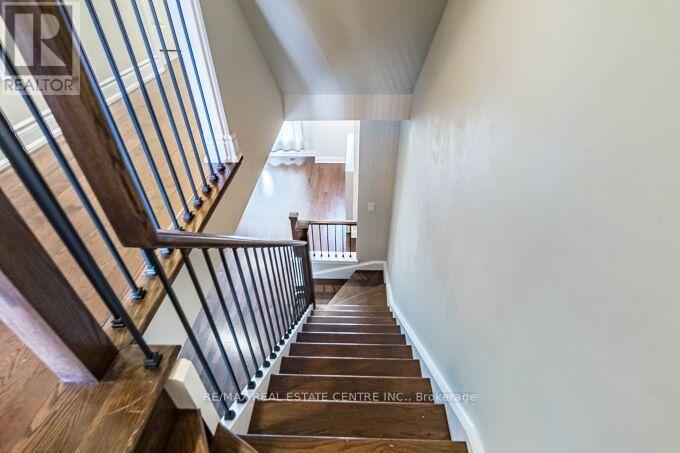 23 - 2034 Queensborough Gate, Mississauga, Ontario  L5M 0X9 - Photo 29 - W13808124