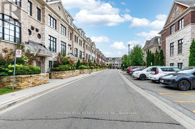 23 - 2034 Queensborough Gate, Mississauga, Ontario  L5M 0X9 - Photo 45 - W13808124
