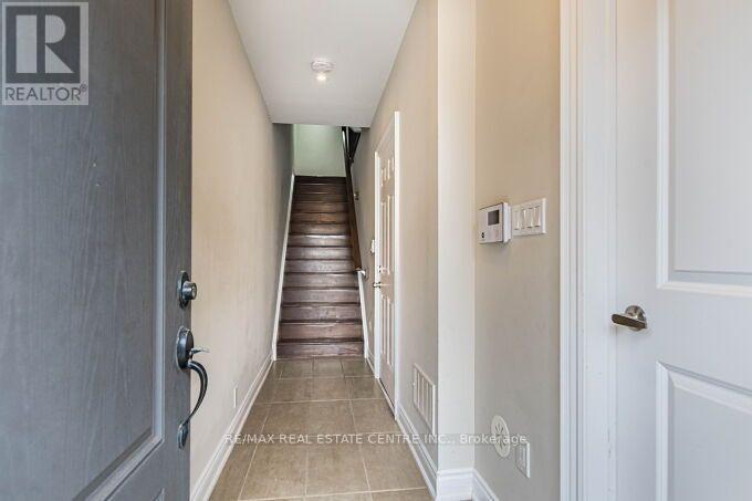 23 - 2034 Queensborough Gate, Mississauga, Ontario  L5M 0X9 - Photo 7 - W13808124