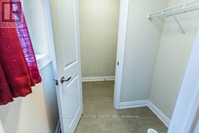 23 - 2034 Queensborough Gate, Mississauga, Ontario  L5M 0X9 - Photo 9 - W13808124