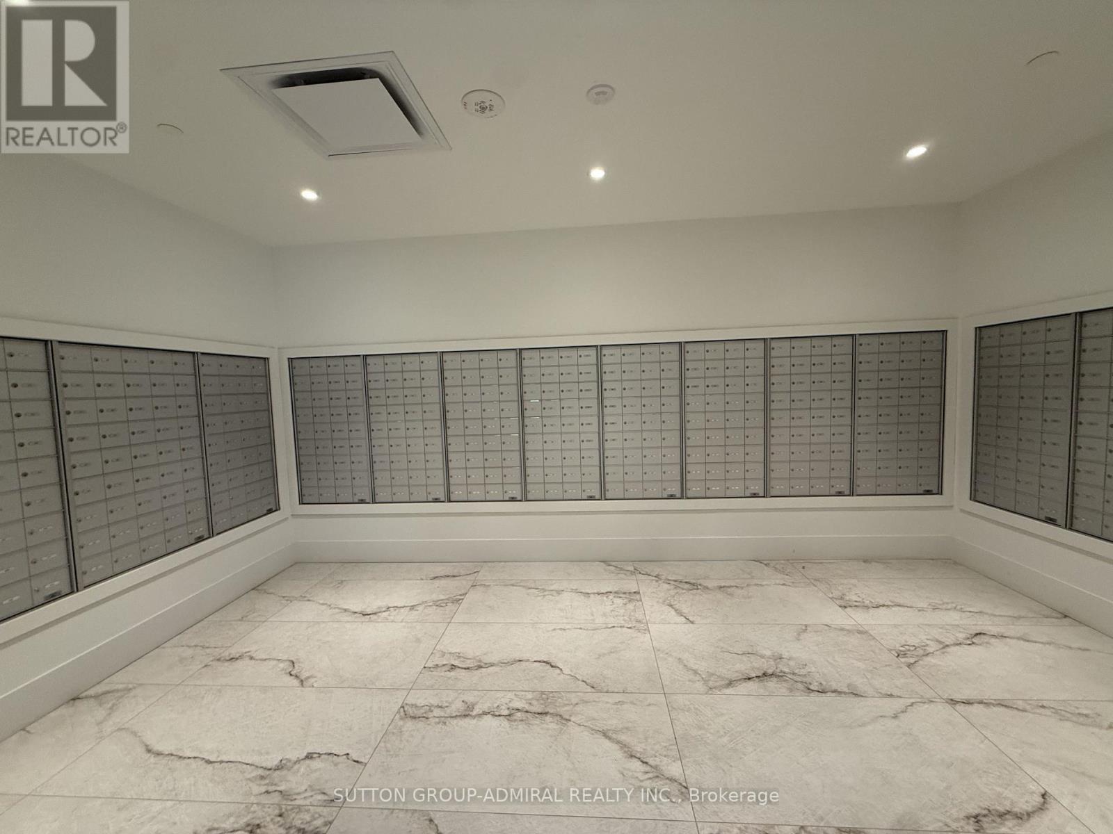 2311 - 4010 Eglinton Avenue, Toronto, Ontario  M9A 0G5 - Photo 12 - W13808132