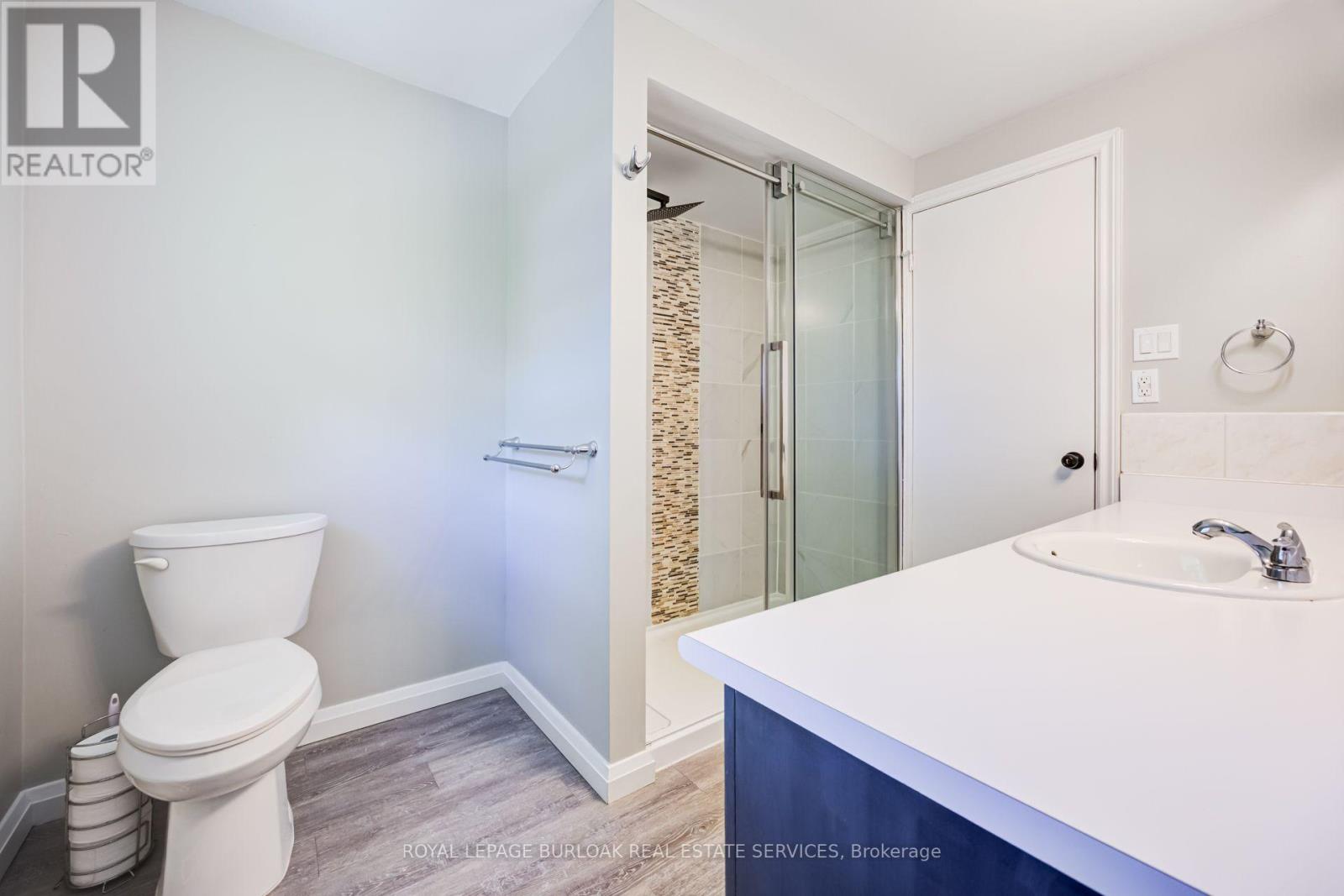 2037 Mountain Grove Avenue, Burlington, Ontario  L7P 2H8 - Photo 20 - W13808184