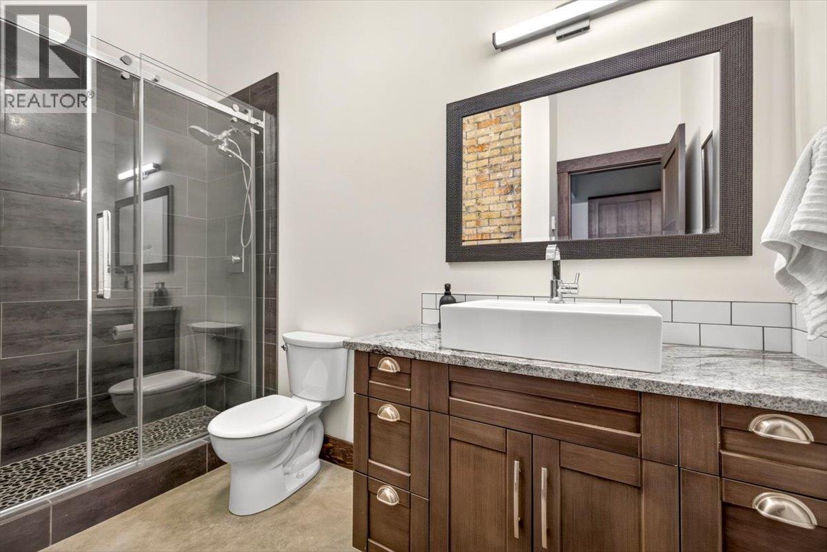 392 4th Avenue Unit# 4, Fernie, British Columbia  V0B 1M0 - Photo 36 - 10400247