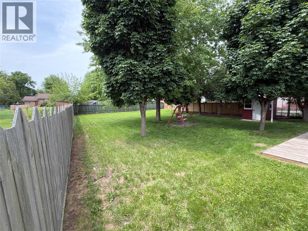 1201 Giffel Road, Sarnia, Ontario  N7S 3K5 - Photo 42 - 26016145