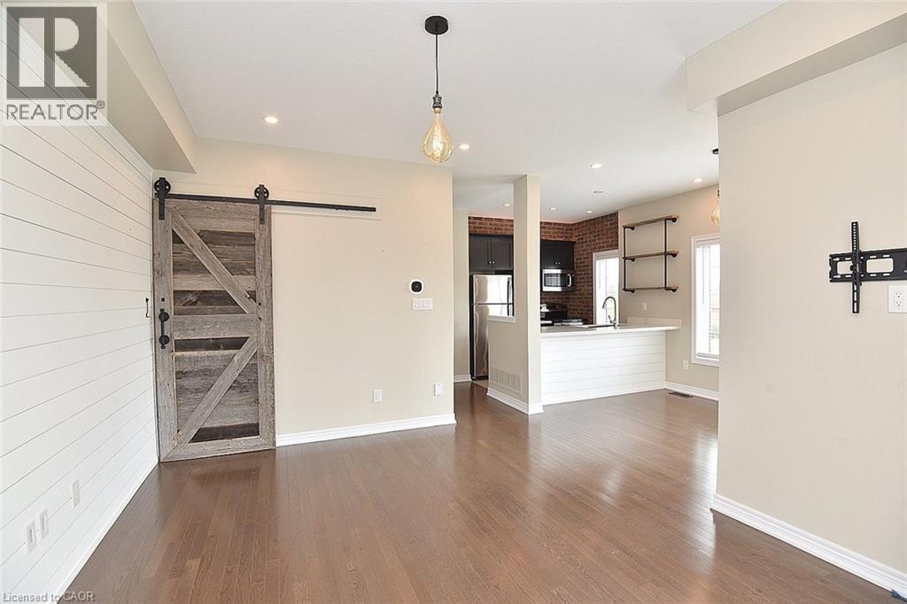 257 Parkside Drive Unit# 36, Waterdown, Ontario  L0R 2H0 - Photo 5 - 40864147
