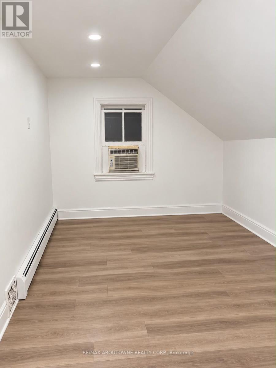 70 Wellington Street S, Hamilton, Ontario  L8N 2R1 - Photo 6 - X13774170