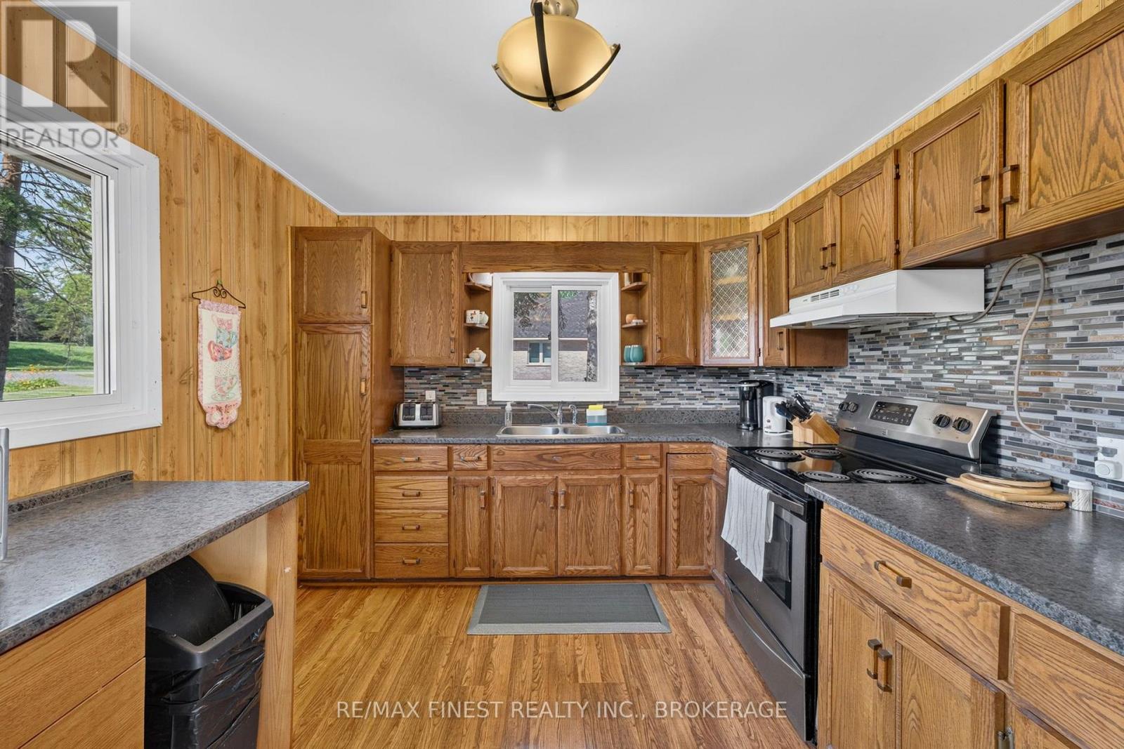 54 Bayview Drive, Greater Napanee, Ontario  K7R 3K8 - Photo 4 - X13808278