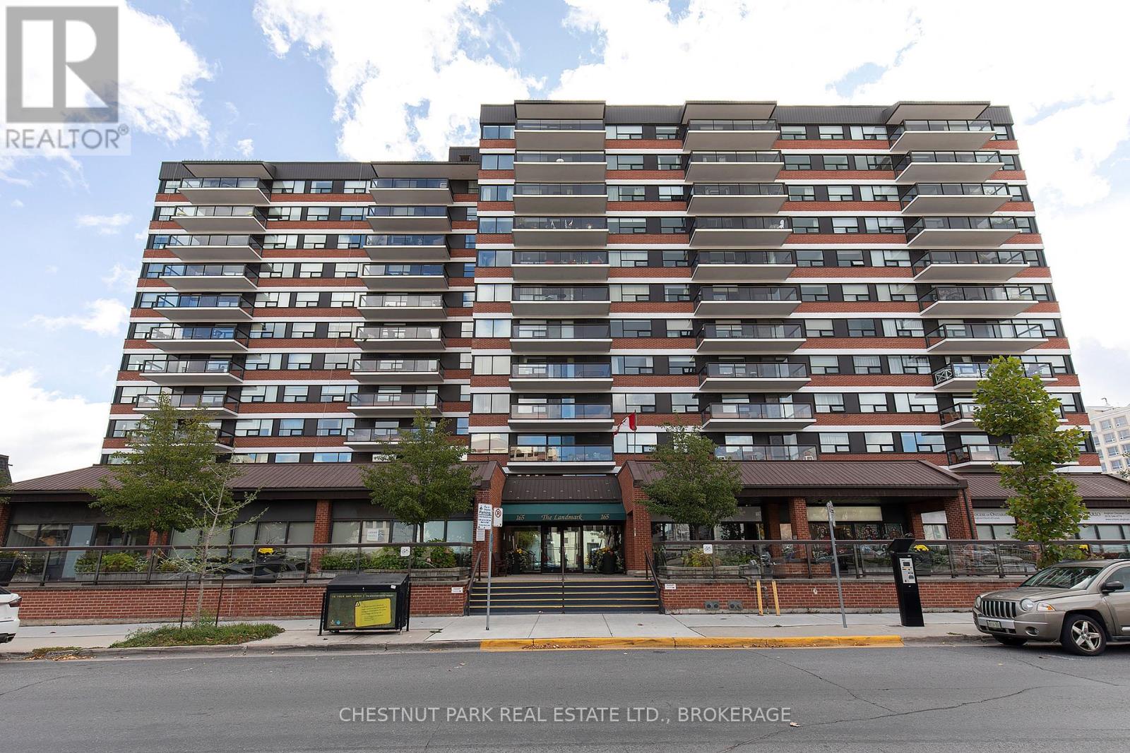 401 - 165 Ontario Street, Kingston, Ontario  K7L 2Y6 - Photo 2 - X13808312