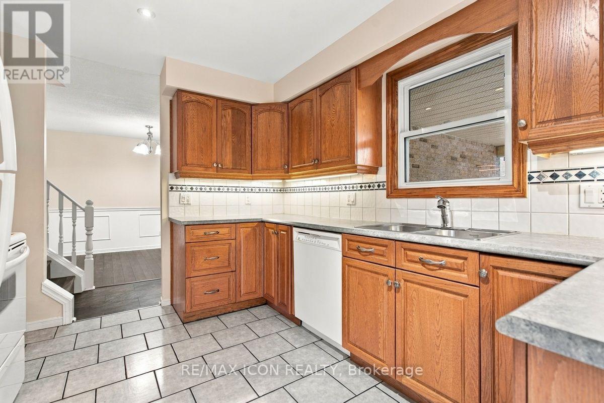 34 Salvia Street, London South, Ontario  N5Z 4T2 - Photo 13 - X13808220