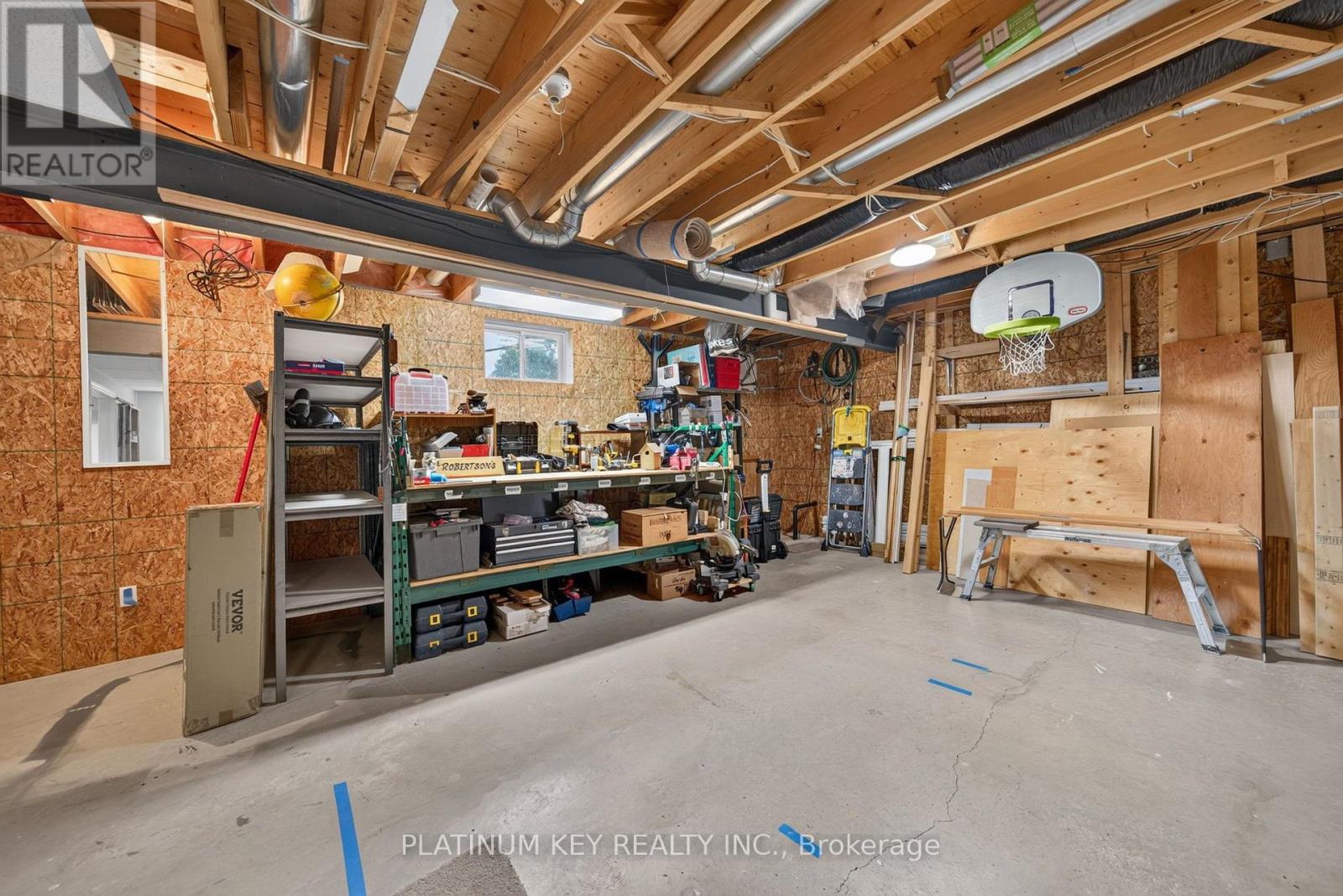 653 Peter Street, Strathroy-Caradoc, Ontario  N0L 1T0 - Photo 35 - X13808320