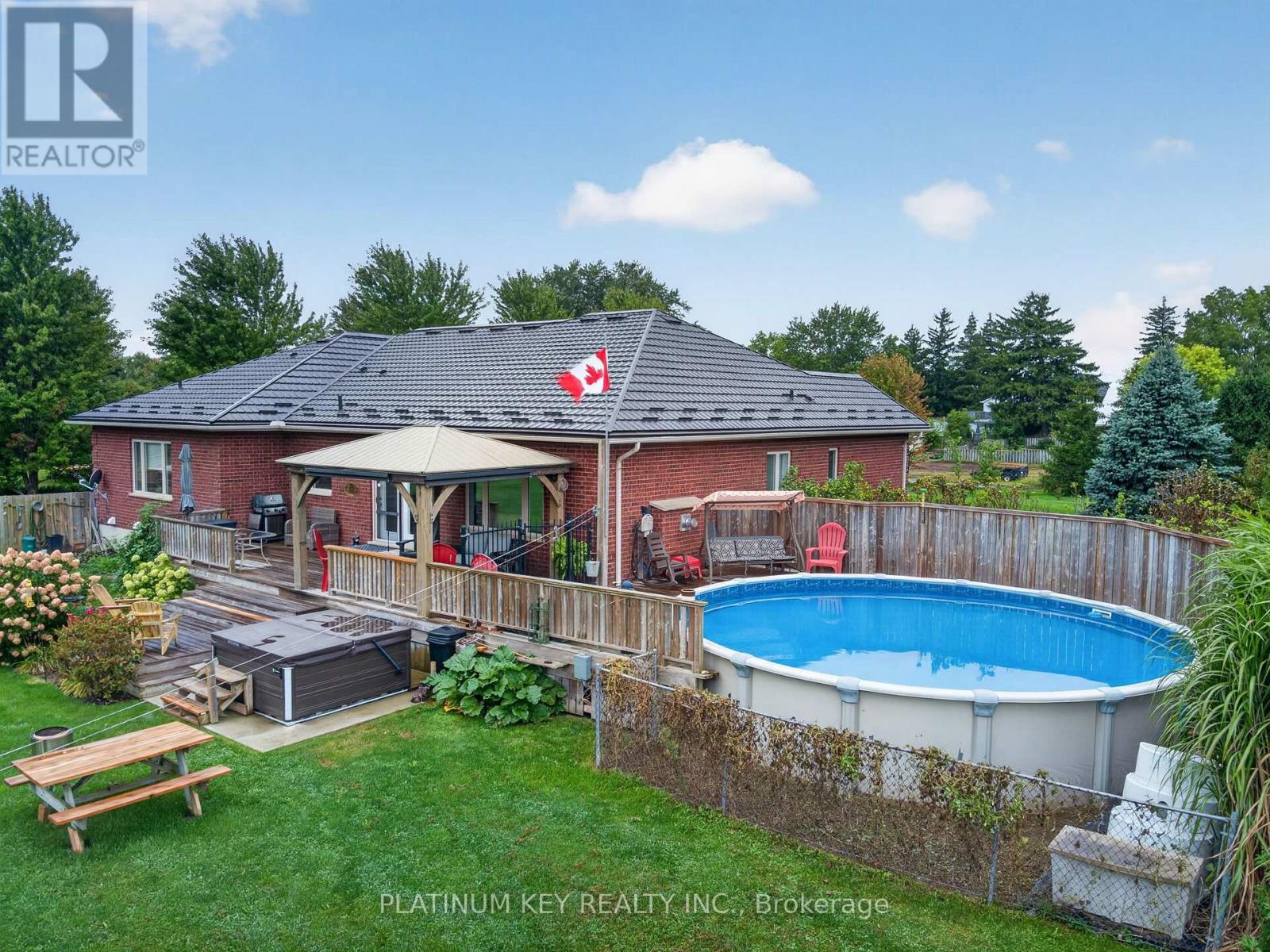 653 Peter Street, Strathroy-Caradoc, Ontario  N0L 1T0 - Photo 40 - X13808320