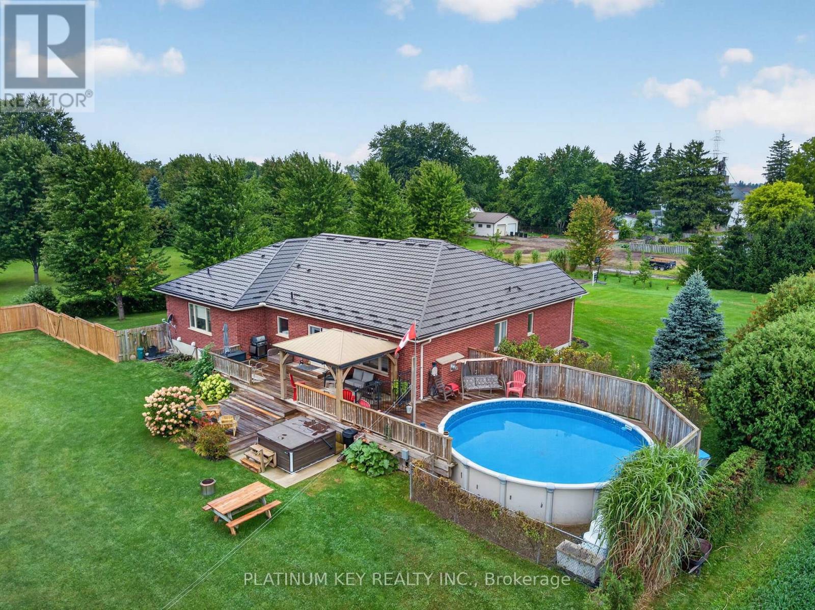 653 Peter Street, Strathroy-Caradoc, Ontario  N0L 1T0 - Photo 41 - X13808320