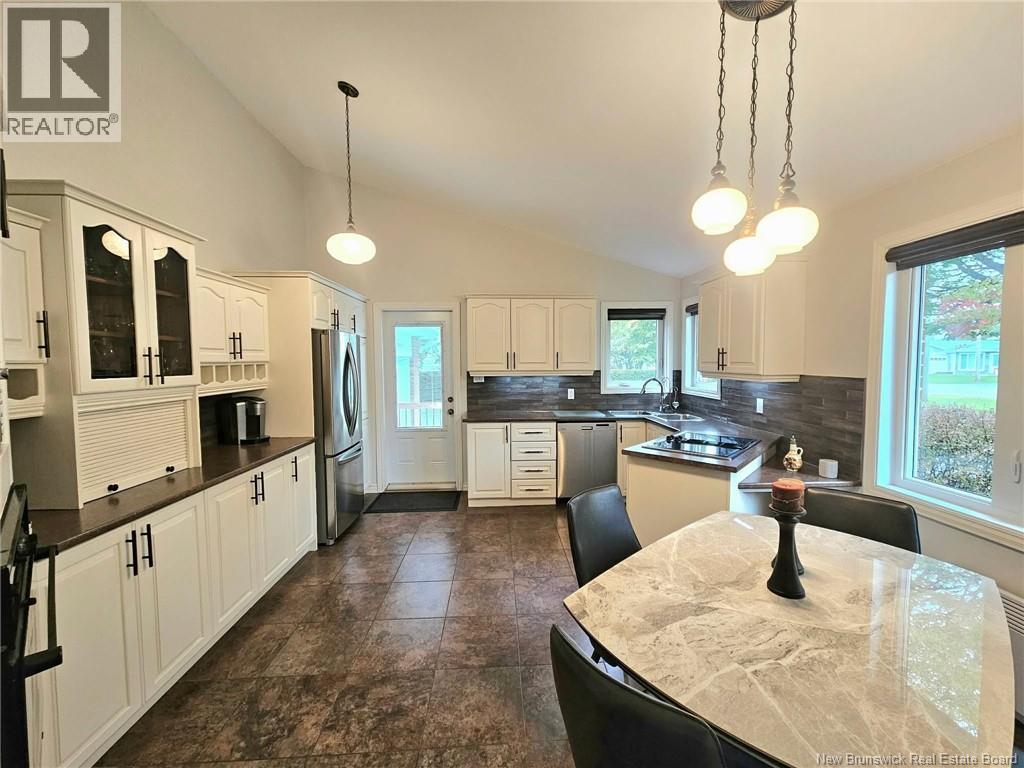 251 Landry, Beresford, New Brunswick  E8K 1G9 - Photo 23 - NB148226