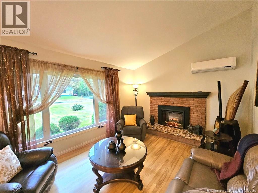 251 Landry, Beresford, New Brunswick  E8K 1G9 - Photo 28 - NB148226