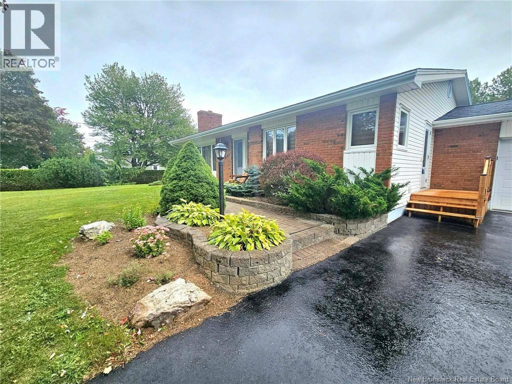 251 Landry, Beresford, New Brunswick  E8K 1G9 - Photo 5 - NB148226