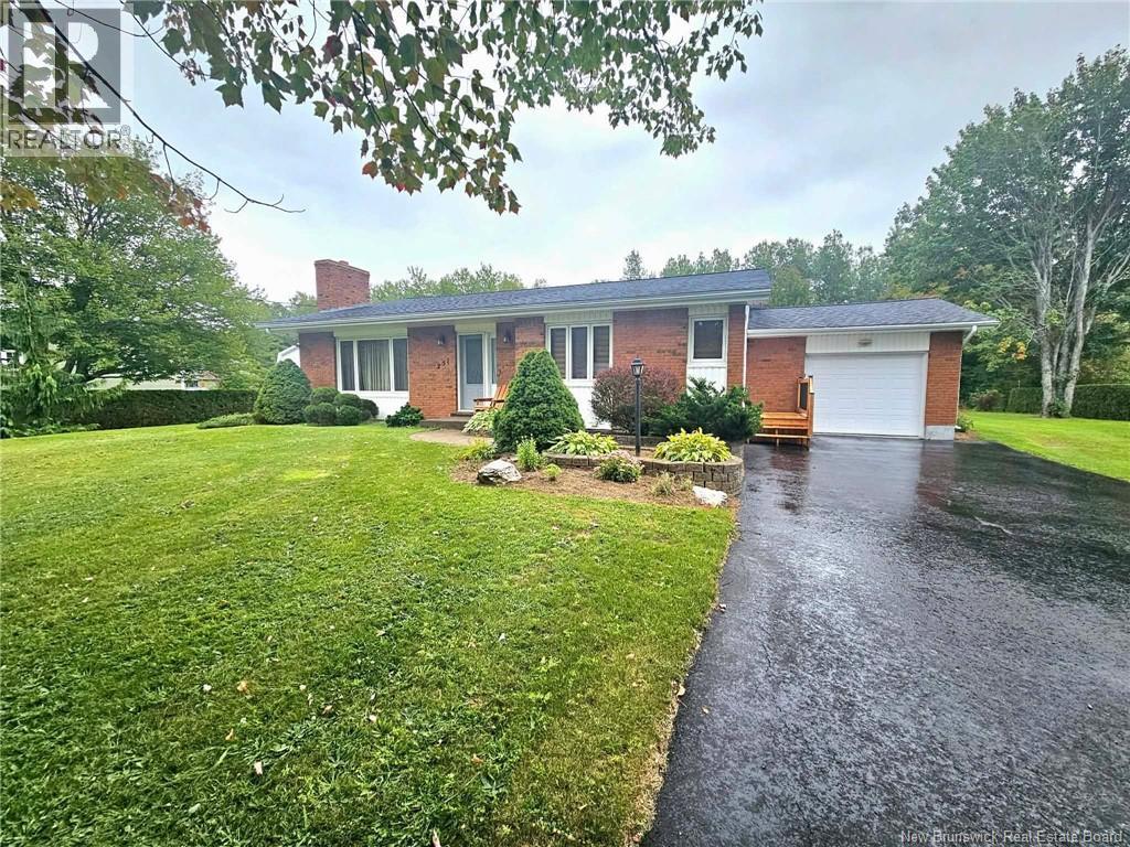 251 Landry, Beresford, New Brunswick  E8K 1G9 - Photo 2 - NB148226