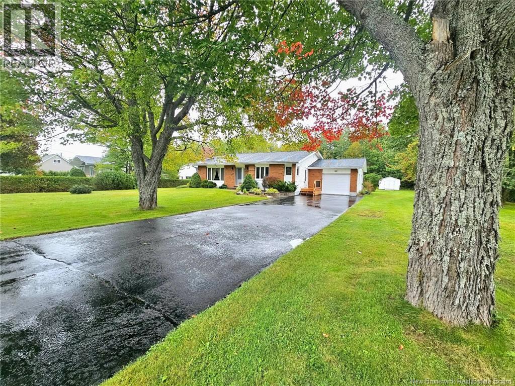 251 Landry, Beresford, New Brunswick  E8K 1G9 - Photo 3 - NB148226