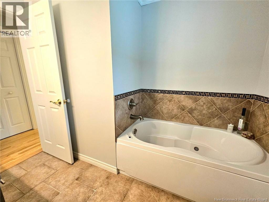 251 Landry, Beresford, New Brunswick  E8K 1G9 - Photo 35 - NB148226