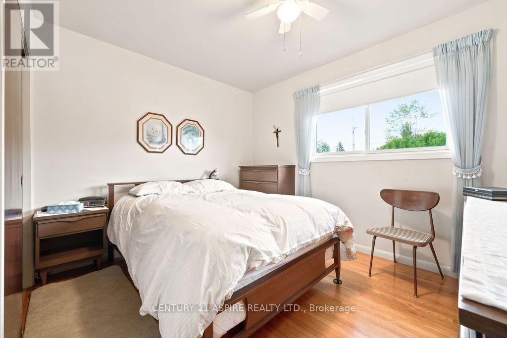 13 Herman Street, Petawawa, Ontario  K8H 1W1 - Photo 25 - X13808374