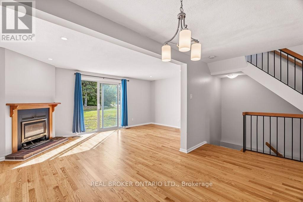 1127 Avignon Court, Ottawa, Ontario  K1C 2M2 - Photo 9 - X13808372