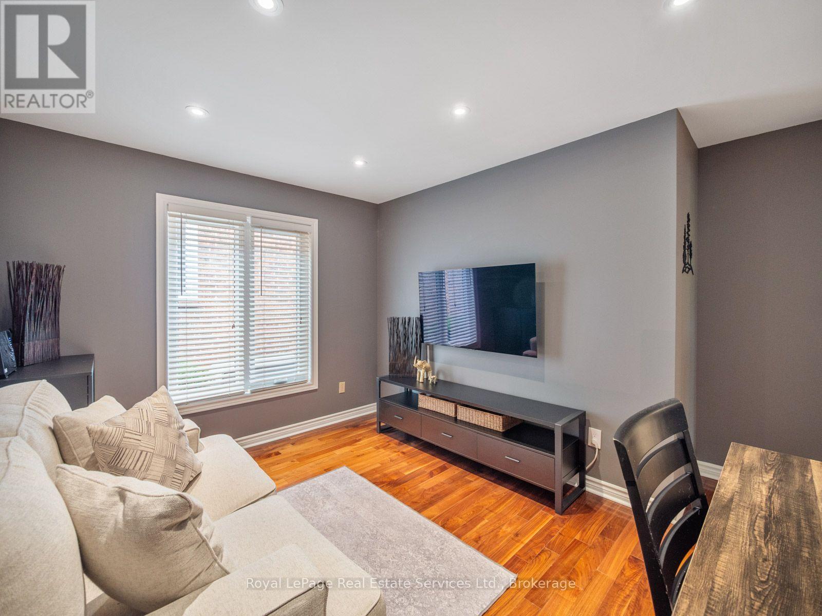 1478 Creekwood Trail, Oakville, Ontario  L6H 6E6 - Photo 17 - W13808464