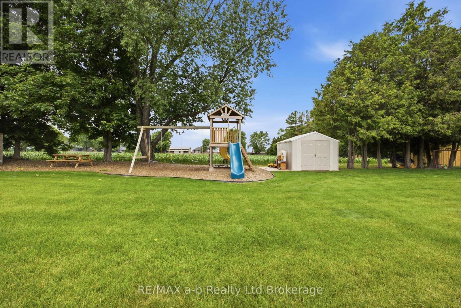 6744 Hacienda Road, Malahide, Ontario  N5H 2R5 - Photo 10 - X13808210