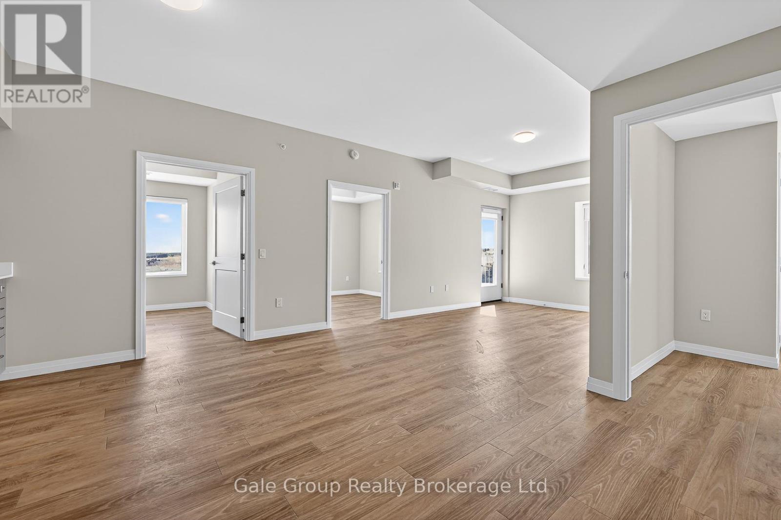 414 - 785 Southwood Way, Woodstock, Ontario  N4V 1G5 - Photo 2 - X13808304