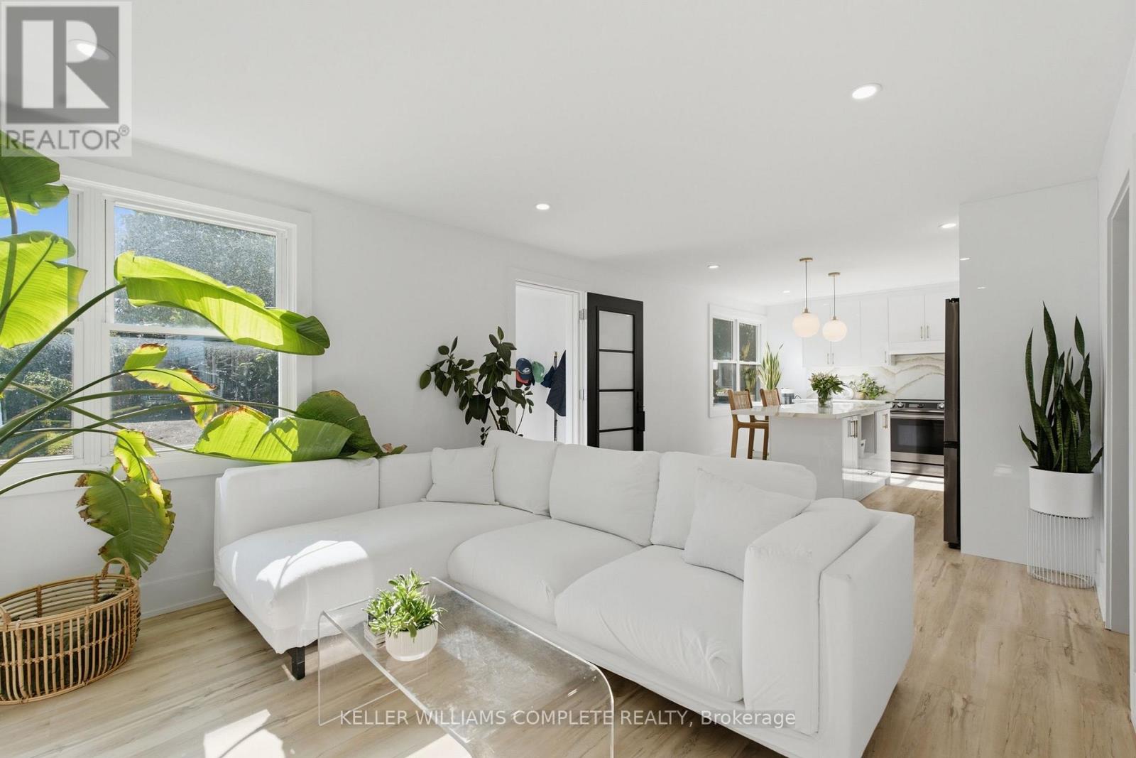 409 Ontario Street, Grimsby (Grimsby Beach), Ontario L3M 3H6 - Photo 7 - X13808270