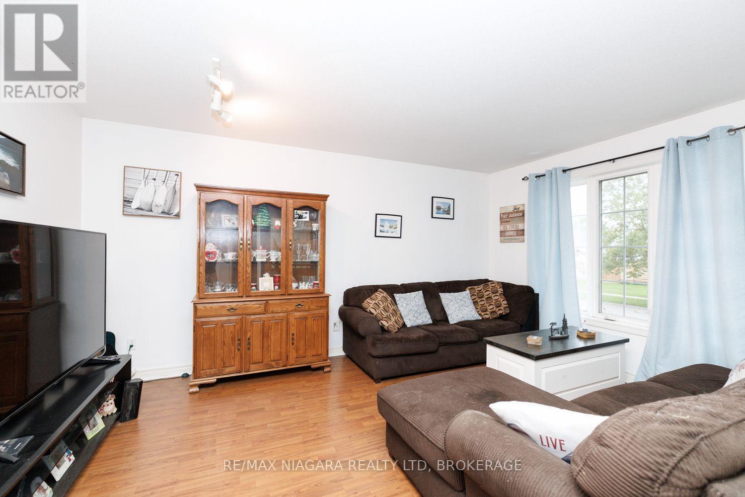3626 Hill Street, Fort Erie (Stevensville), Ontario L0S 1S0 - Photo 6 - X13808460