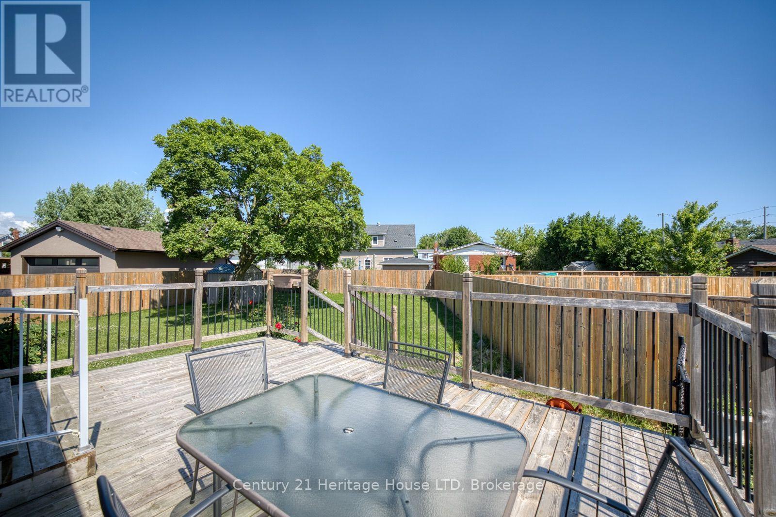 Upper - 37 Coronation Boulevard, St. Catharines, Ontario  L2S 2V2 - Photo 2 - X13808496