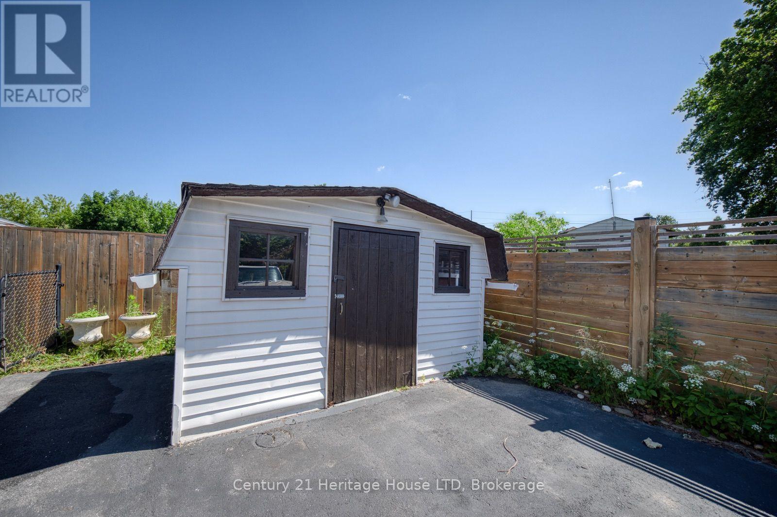 Basement - 37 Coronation Boulevard, St. Catharines, Ontario  L2S 2V2 - Photo 3 - X13808500