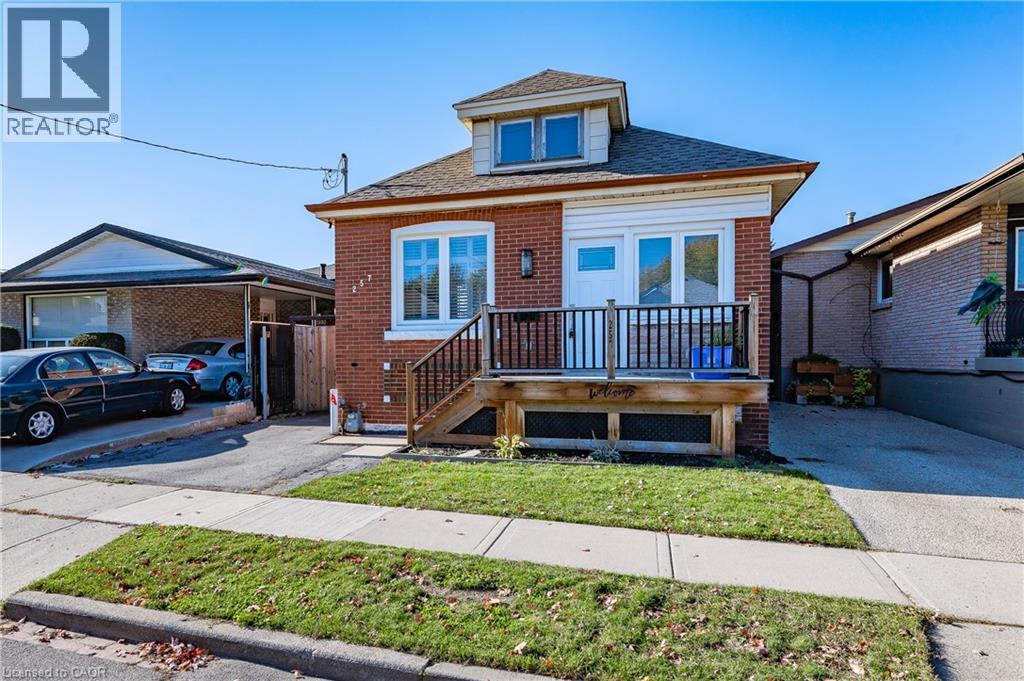 257 Tragina Avenue N, Hamilton, Ontario  L8H 5C9 - Photo 2 - 40864941