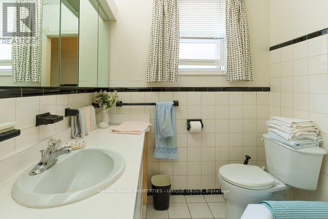 47-51 Heath Street E, Toronto, Ontario  M4T 1S2 - Photo 20 - C13808242