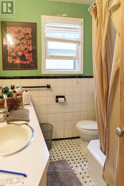 51 Heath Street E, Toronto, Ontario  M4T 1S2 - Photo 15 - C13808246