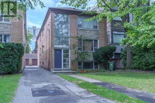 47 HEATH STREET E, Toronto, Ontario