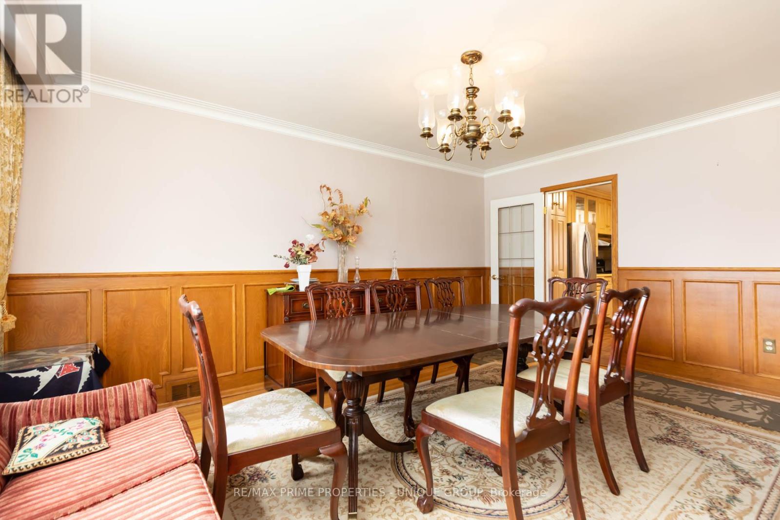 173 Ridley Boulevard, Toronto, Ontario  M5M 3M4 - Photo 16 - C13808256